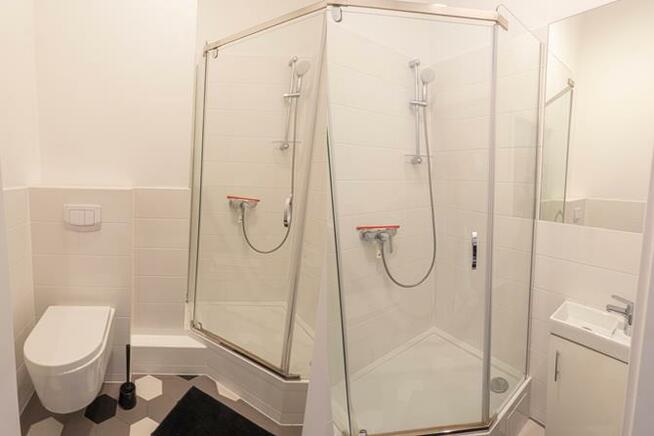 Drobnera 4, Nadodrze, blisko UWr