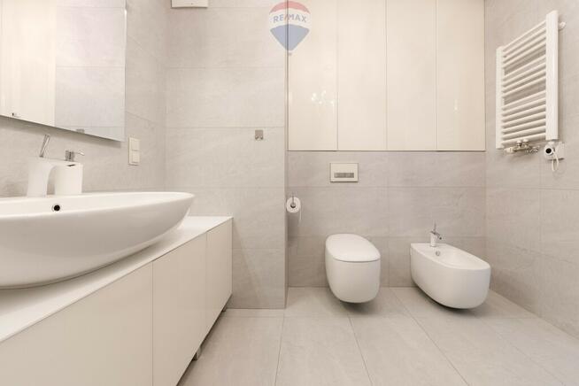 Top, 12m2 loggia, klima, 100m do metra