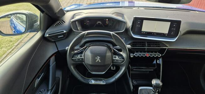 Peugeot 208 GT-LINE-KAMERA-LED-PANORAMA