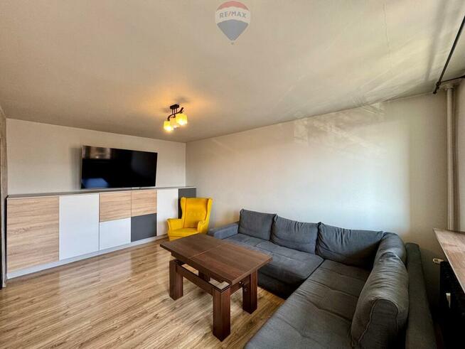 Dwupokojowe M - 51 m² po remoncie balkon