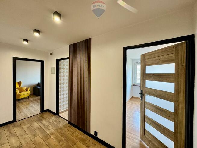 Dwupokojowe M - 51 m² po remoncie balkon