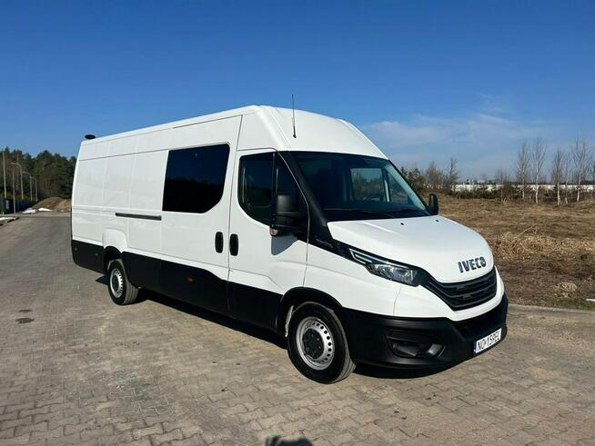 Iveco Daily 35S18 3.0 L. Euro 6. Brygadówka. Brygadowy na 7 osób.