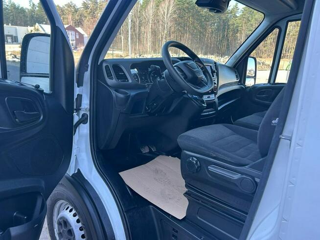 Iveco Daily 35S18 3.0 L. Euro 6. Brygadówka. Brygadowy na 7 osób.