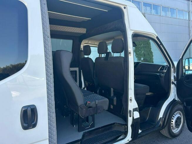 Iveco Daily 35S18 3.0 L. Euro 6. Brygadówka. Brygadowy na 7 osób.