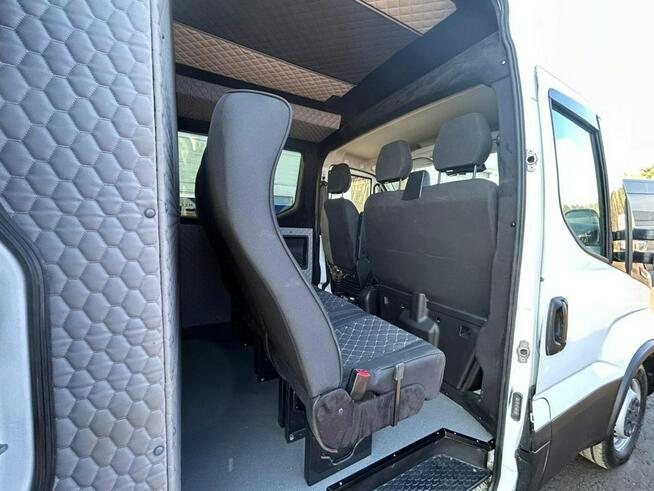 Iveco Daily 35S18 3.0 L. Euro 6. Brygadówka. Brygadowy na 7 osób.