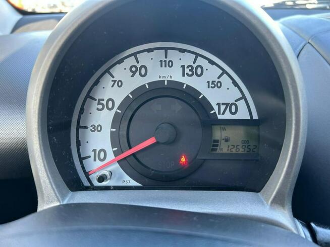 Toyota Aygo Kamera, alufelgi, dwa komplety kół.