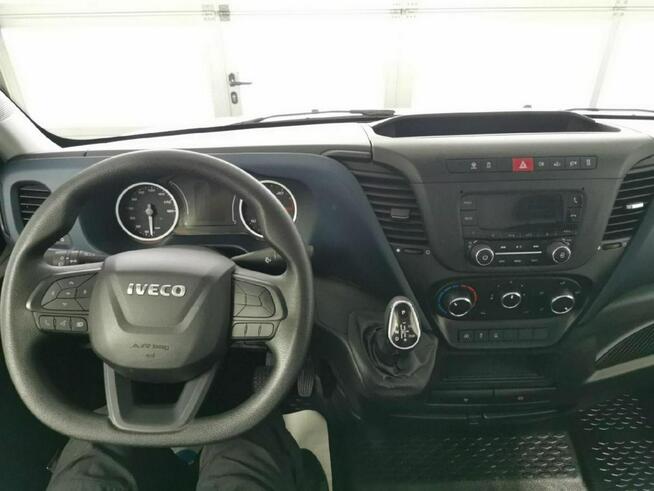 Iveco Daily KONTENER Niskopodwoziowy 35S14 Hi Matic *AUTOMAT* tylny stopień/próg