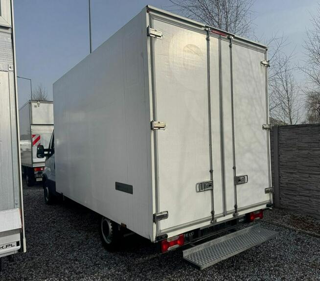 Iveco Daily KONTENER Niskopodwoziowy 35S14 Hi Matic *AUTOMAT* tylny stopień/próg