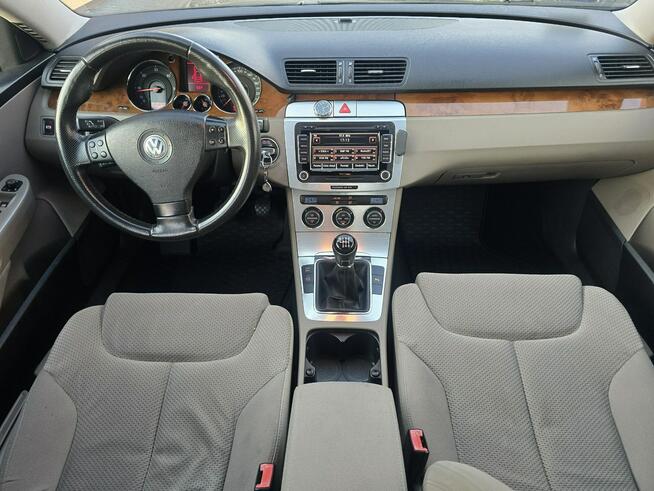 Volkswagen Passat 2.0 TDI 170KM Sedan Bogate wyposażenie Zarejestrowany w Polsce