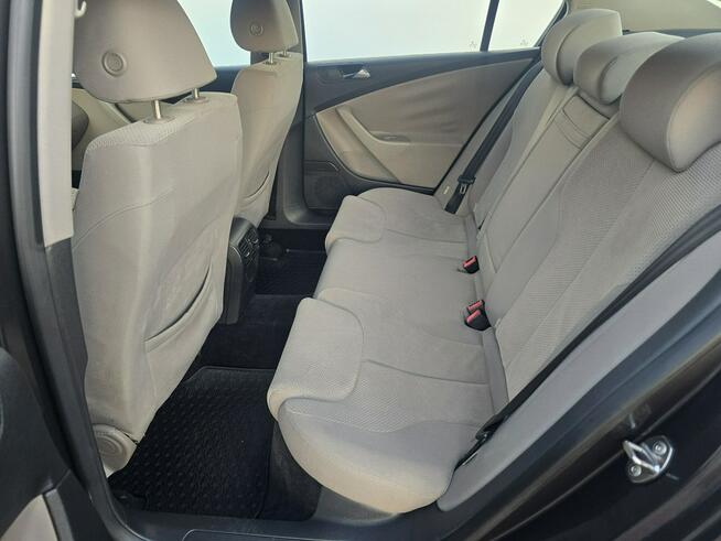 Volkswagen Passat 2.0 TDI 170KM Sedan Bogate wyposażenie Zarejestrowany w Polsce