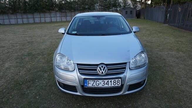 Volkswagen Jetta zarejestrowany, ubezpieczony. Gwarancja. Polecam !!!