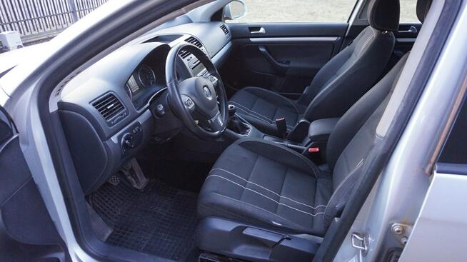Volkswagen Jetta zarejestrowany, ubezpieczony. Gwarancja. Polecam !!!