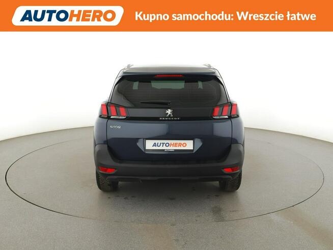 Peugeot 5008 7 os. automat virtual cocpit navi klima auto czujniki parkowania