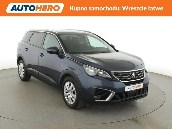 Peugeot 5008 7 os. automat virtual cocpit navi klima auto czujniki parkowania