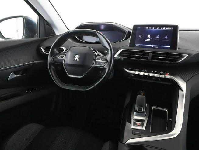 Peugeot 5008 7 os. automat virtual cocpit navi klima auto czujniki parkowania