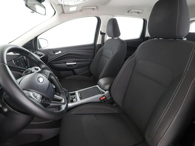 Ford Kuga automat navi kamera grzane fotele tempomat