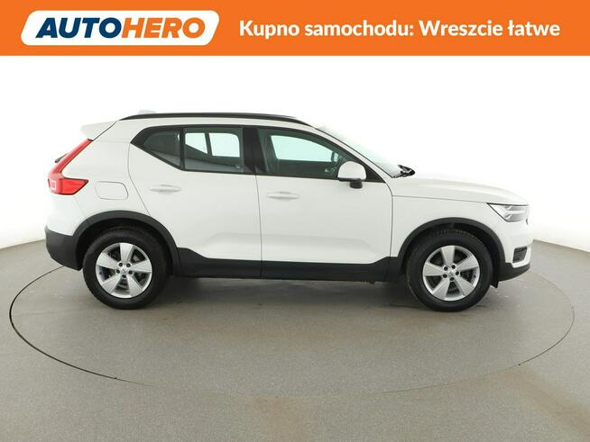 Volvo XC 40 1.5 Benzyna Klimatyzacja Nawigacja Tempomat Grzane Fotele Kamera LED