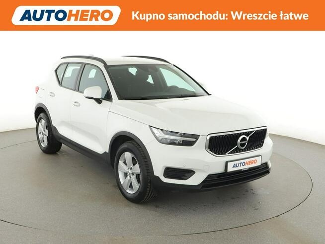 Volvo XC 40 1.5 Benzyna Klimatyzacja Nawigacja Tempomat Grzane Fotele Kamera LED