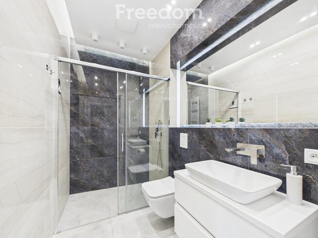 Luksusowy apartament który nie krzyczy – lecz koi.