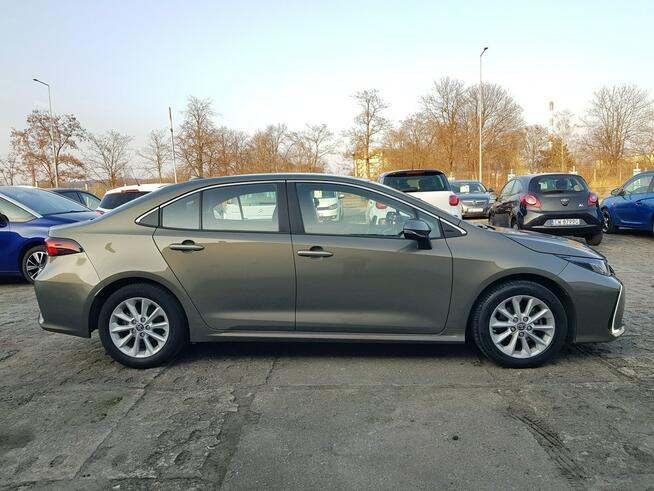 Toyota Corolla 1.5 Benzyna Salon Polska Zarejestrowany Gwarancja