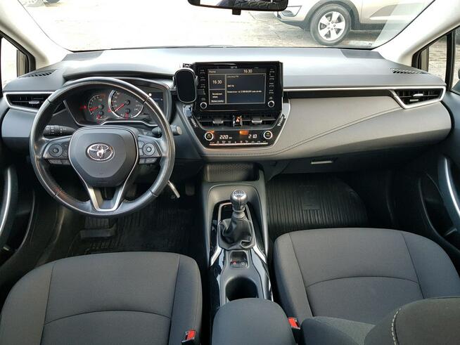 Toyota Corolla 1.5 Benzyna Salon Polska Zarejestrowany Gwarancja