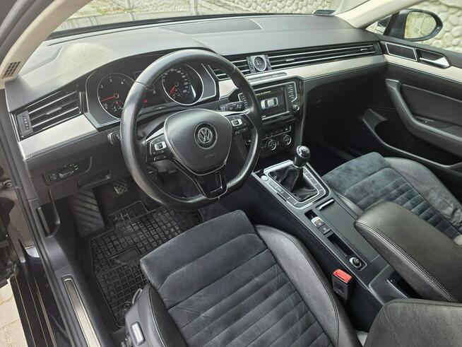 Volkswagen Passat Sedan. Perfekcyjny Stan. Super Wyposażenie. Bezwypadkowy. GWARANCJA