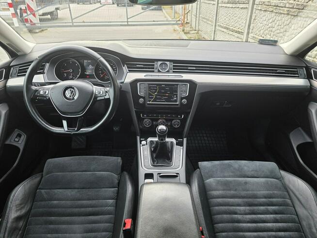 Volkswagen Passat Sedan. Perfekcyjny Stan. Super Wyposażenie. Bezwypadkowy. GWARANCJA