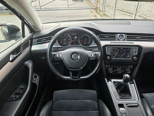 Volkswagen Passat Sedan. Perfekcyjny Stan. Super Wyposażenie. Bezwypadkowy. GWARANCJA