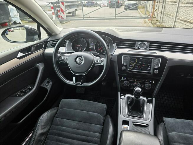 Volkswagen Passat Sedan. Perfekcyjny Stan. Super Wyposażenie. Bezwypadkowy. GWARANCJA