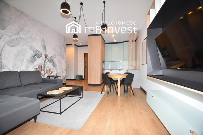 Słoneczny apartament z widokiem na Motławę