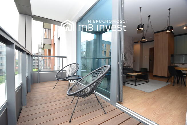 Słoneczny apartament z widokiem na Motławę