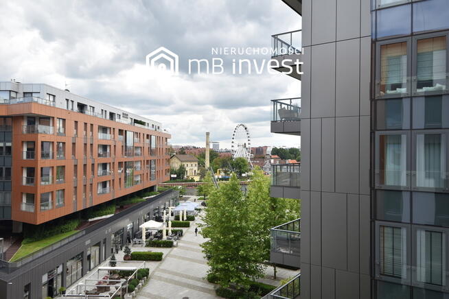 Słoneczny apartament z widokiem na Motławę