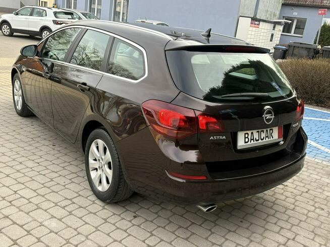 Opel Astra * Podgrzewana kierownica * Climatronic * Podgrz. siedzenia * Autom. św