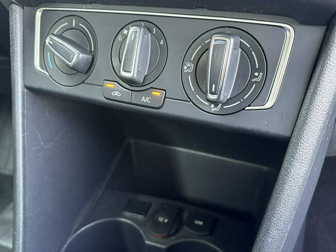 Volkswagen Polo PDC * Klimatyzacja * Tempomat * Multifunkcja * Oryg. Przebieg * PDC PT