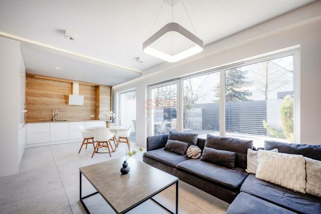 Dom Radomierzyce gm. Siechnice, Różana