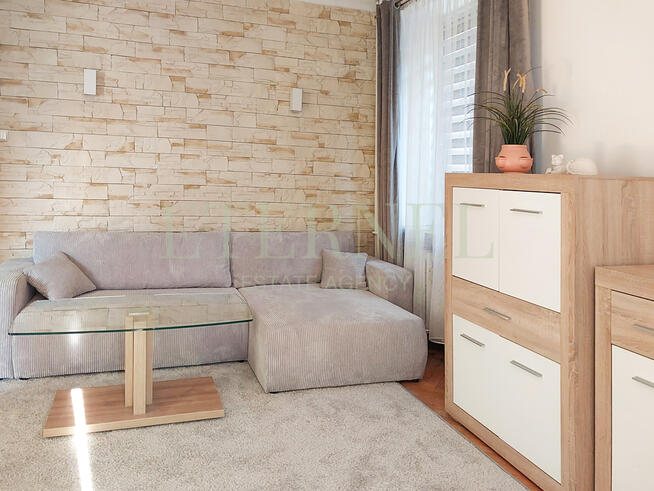 Mieszkanie 3-pokojowe w kamienicy - 5 min do Rynku