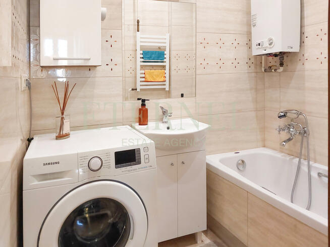 Mieszkanie 3-pokojowe w kamienicy - 5 min do Rynku