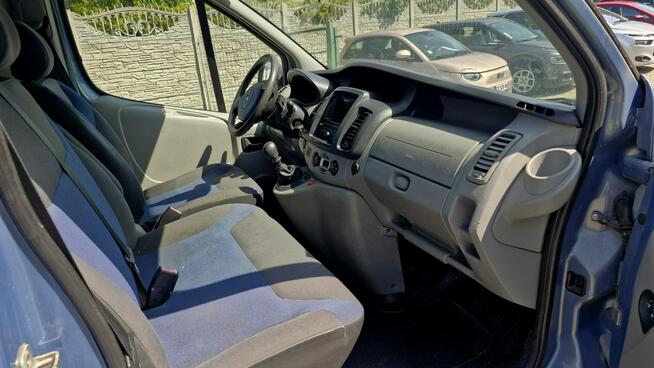 Renault Trafic 2.0 dCI 115KM Kampervan Klimatronic Tempomat Nawigacja