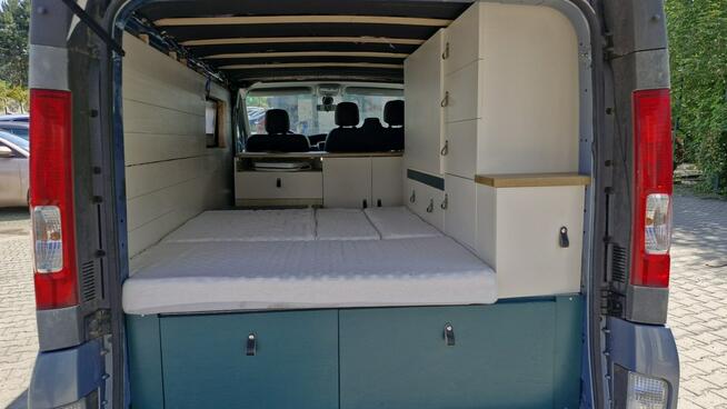 Renault Trafic 2.0 dCI 115KM Kampervan Klimatronic Tempomat Nawigacja