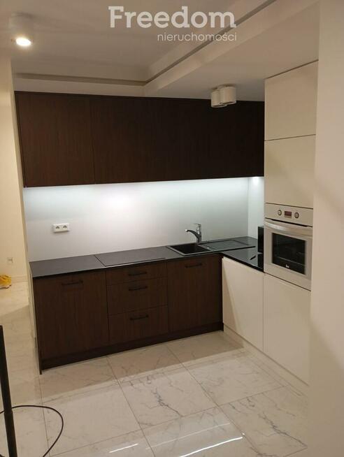 Dwupoziomowe | w cenie m.postojowe i komórka