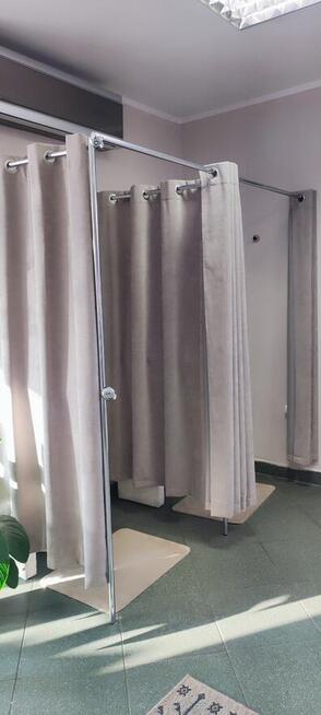 Wyposażenie używane butik odzieżowy