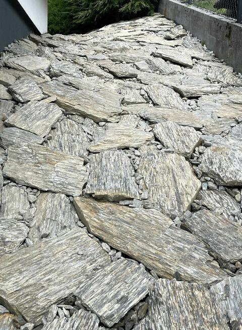 Kamień Ogrodowy Kora Kamienna