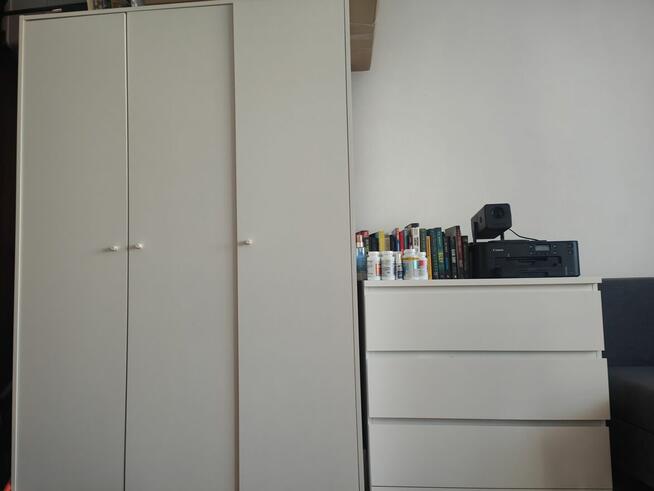 Mieszkanie, kawalerka - 2500 zł całość