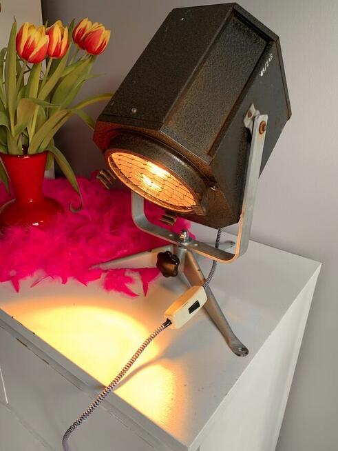 Lampa z okresu PRL teatralna LOFT