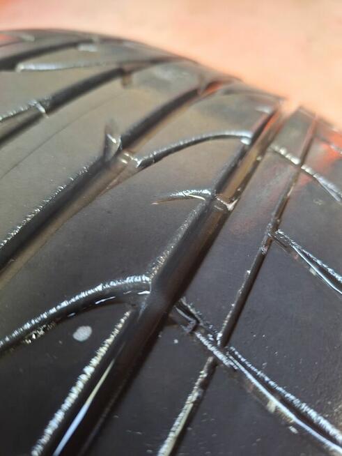 opony 225/45/19r BRIDZIESTONE DULER Hp 92 w rok 2020 bieżnik