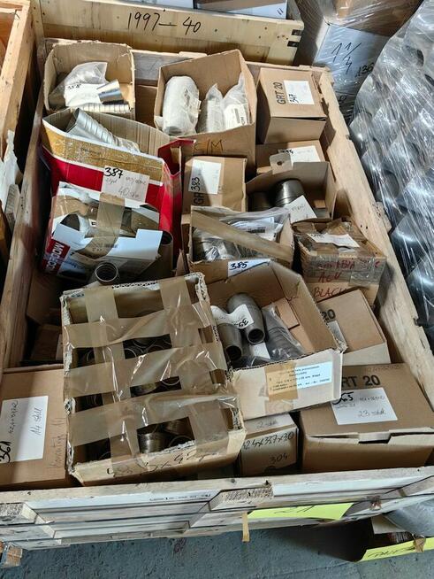 Zapasy magazynowe: armatura ze stali nierdzewnej i kwasoodpo