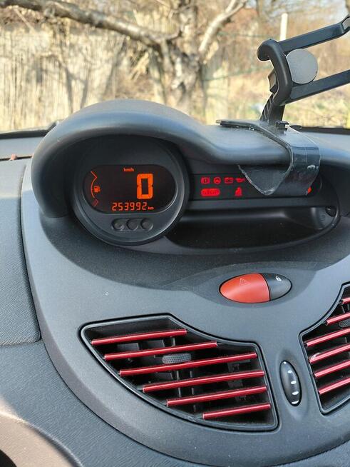 Renaut Twingo
