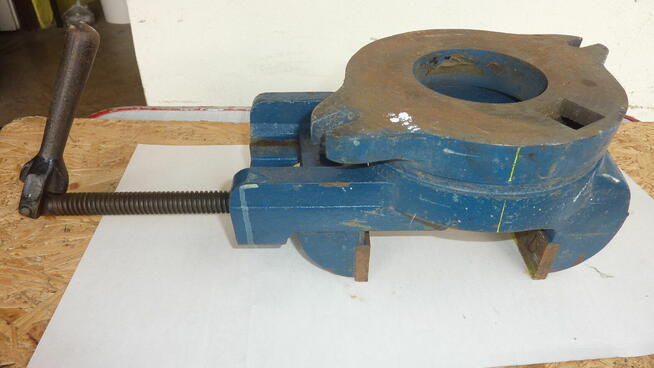 Stare niemieckie imadło wiertarskie, obrotowe,(maszynowe).