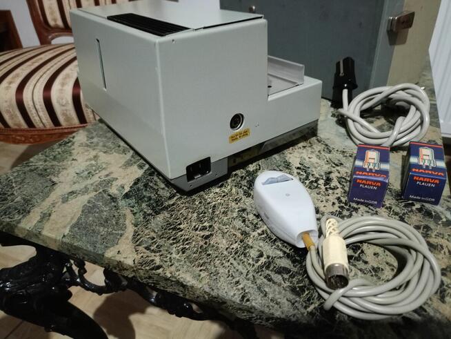 Zabytkowy Rzutnik slajdów PENTACON z pilotem Vintage