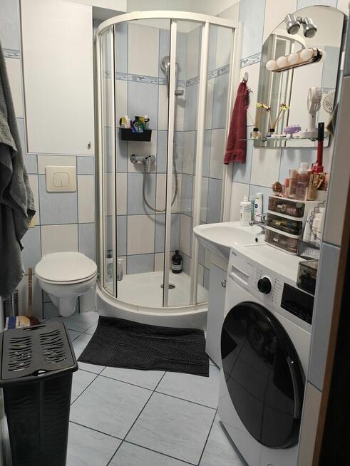 Mieszkanie, kawalerka - 2500 zł całość